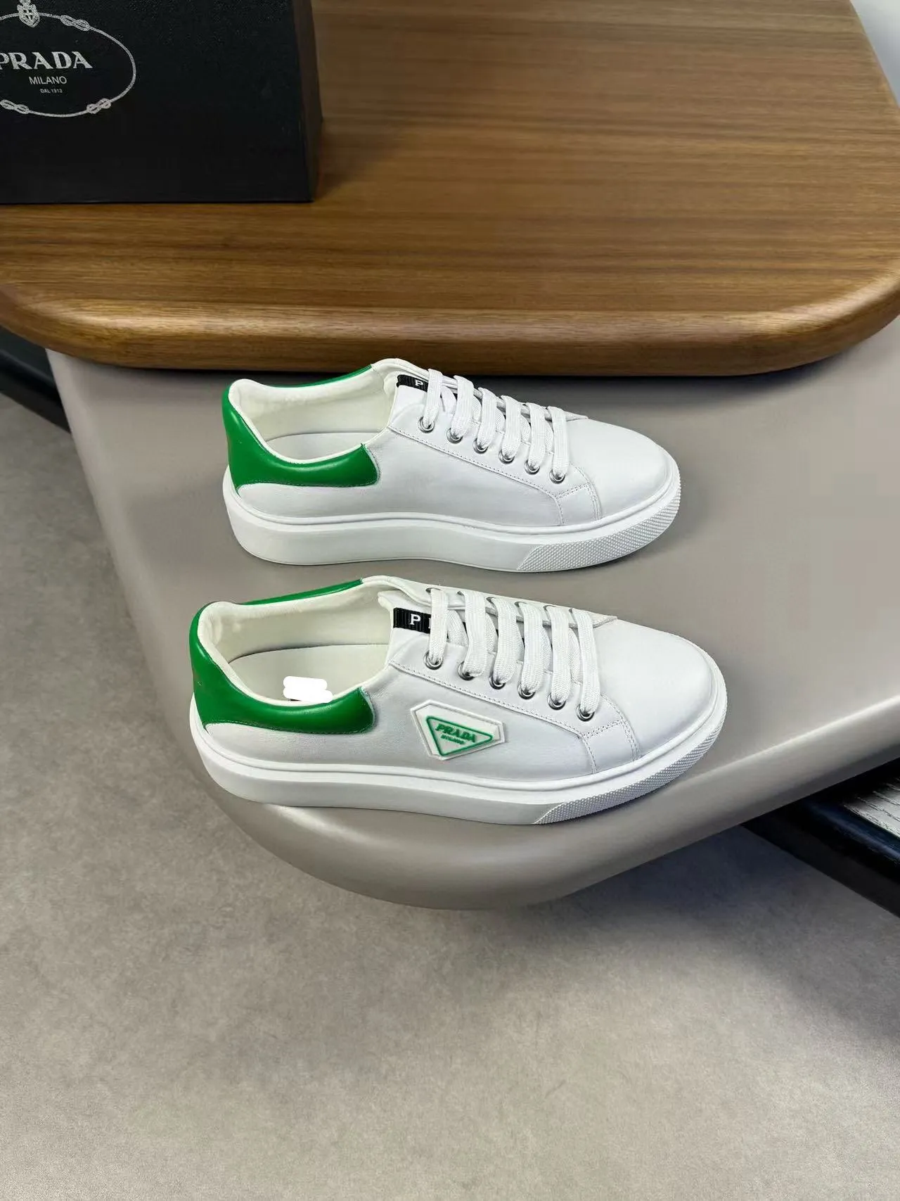 Men's men's shoes 💰420 [New style] 🦕🦕 [PRADA] Prada - High-end quality original order - Upper: original 🔝 Napa calfskin, brand plastic LOGO sewn on shoe body - Lining: water-dyed cowhide - Outsole: original TPU rubber foam; molded outsole - Super high quality control, fine workmanship: highlighted (high-end, luxury, grade) -Size: 39-44 (38, 45, can be customized)